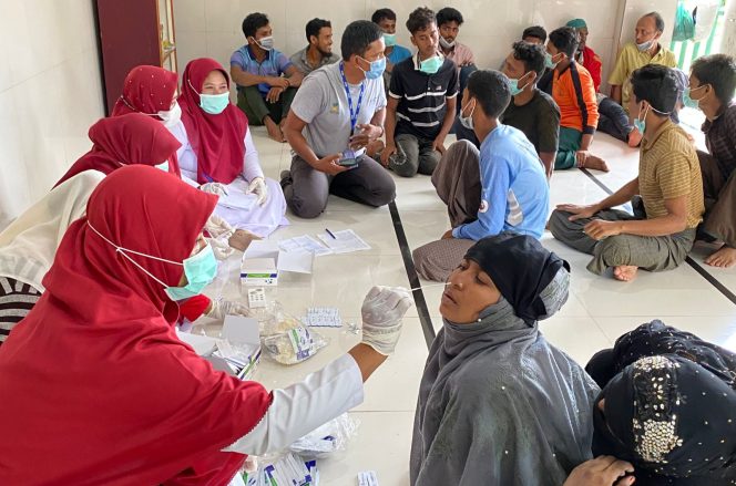 
					111 Rohingnya Terdampar di Aceh Utara
